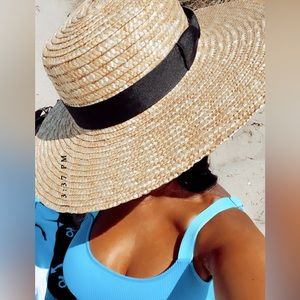 Lack of colors hat new